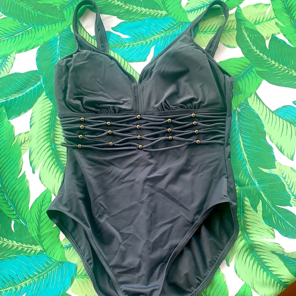 MAGICSUIT SLIMMING ONE PIECE BEADED SWIMSUIT ☀️